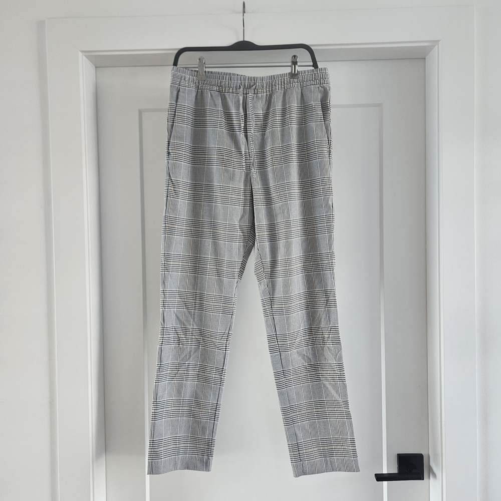 H&M Men's Gray Checkered Dress Pants Stretchy Waistband Size Small